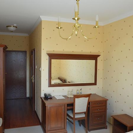Zamek Gostynin Aparthotel Buitenkant foto