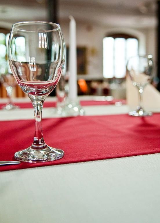 Zamek Gostynin Aparthotel Buitenkant foto